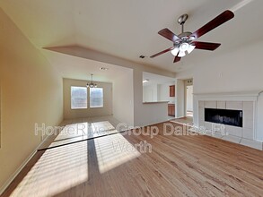 4404 Napa Valley Dr in Argyle, TX - Building Photo - Building Photo