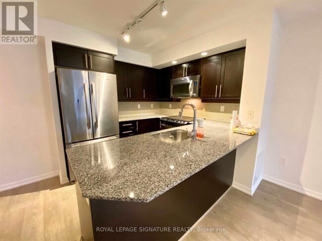 property at 85-485 E Liberty St