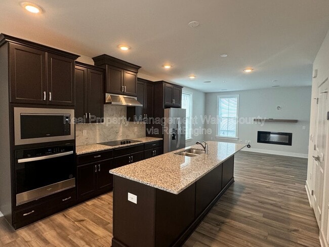 11549 Helmond Way in Raleigh, NC - Building Photo - Building Photo