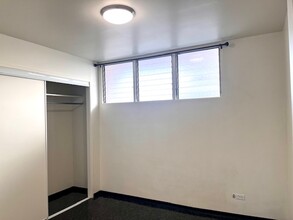 2440 Date St in Honolulu, HI - Building Photo - Building Photo