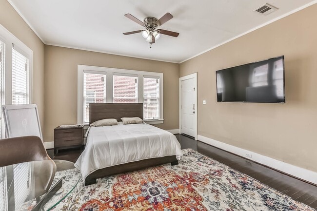 property at 2421 Arbor St