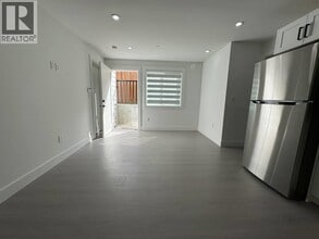 21186 Wicklund Ave in Maple Ridge, BC - Building Photo - Building Photo