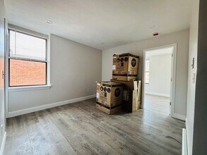 94 Eastern Ave, Unit 3 in Malden, MA - Building Photo - Building Photo
