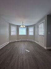 95 Orpheum Ave in Springfield, MA - Building Photo - Building Photo