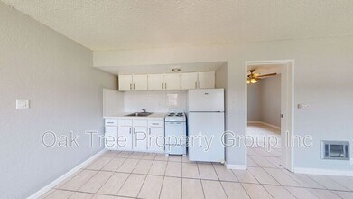 2232 Seminary Ave in Oakland, CA - Building Photo - Building Photo
