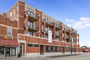 7652 Madison St in Forest Park, IL - Building Photo