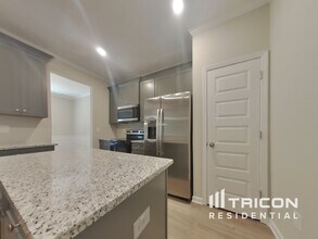 335 Melody Ln in Cartersville, GA - Building Photo - Building Photo