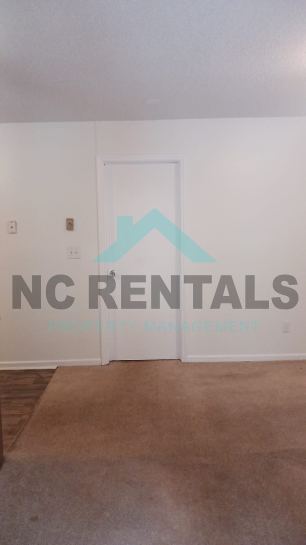 2405 Markwood Ln SE in Winston-Salem, NC - Foto de edificio - Building Photo