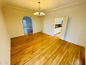 360 N Mansfield Ave in Los Angeles, CA - Building Photo - Building Photo