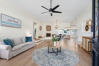 94 Ivanhoe Dr in Ormond Beach, FL - Building Photo - Building Photo