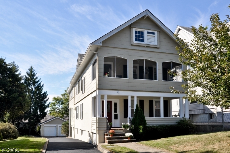 43 Walnut St-Unit -1 in Montclair, NJ - Building Photo