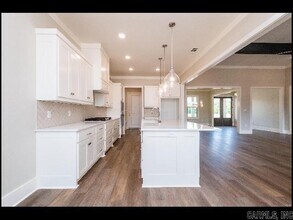 514 Corondelet Ln in Maumelle, AR - Building Photo - Building Photo