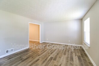 3000 Sebring Ct in Decatur, GA - Building Photo - Building Photo