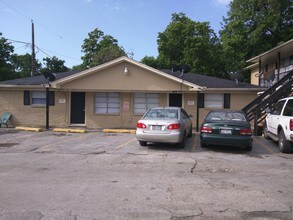 6204 Culberson St in Houston, TX - Building Photo - Building Photo