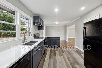 2385 Tilson Rd in Decatur, GA - Building Photo - Building Photo
