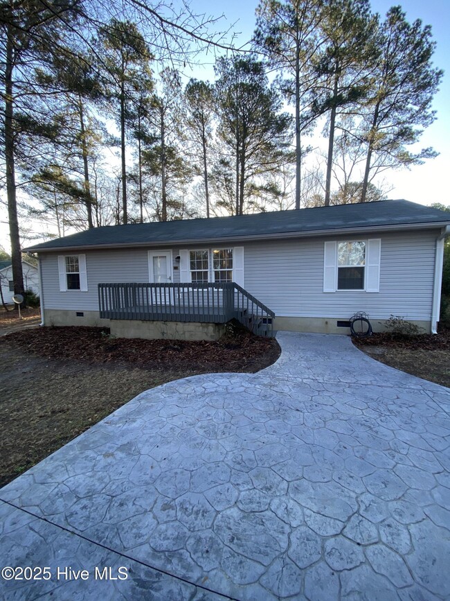 127 McKeithan Ave in Vass, NC - Building Photo - Building Photo