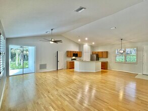 6171 Lancewood Way in Naples, FL - Foto de edificio - Building Photo