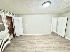 943 Bonifant St in Silver Spring, MD - Building Photo - Building Photo