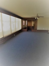 1412 Old Ebenezer Rd in Florence, SC - Foto de edificio - Building Photo