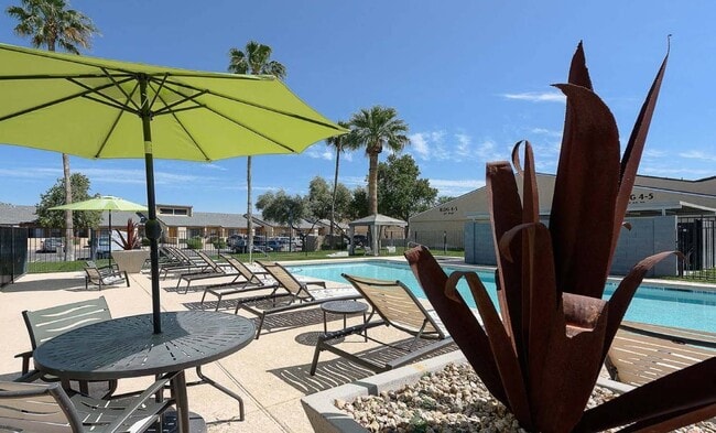 The Flats at Peoria in Peoria, AZ - Building Photo - Building Photo