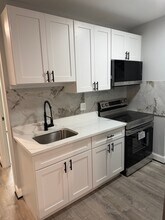 1920 Harlem Ave in Baltimore, MD - Foto de edificio - Building Photo