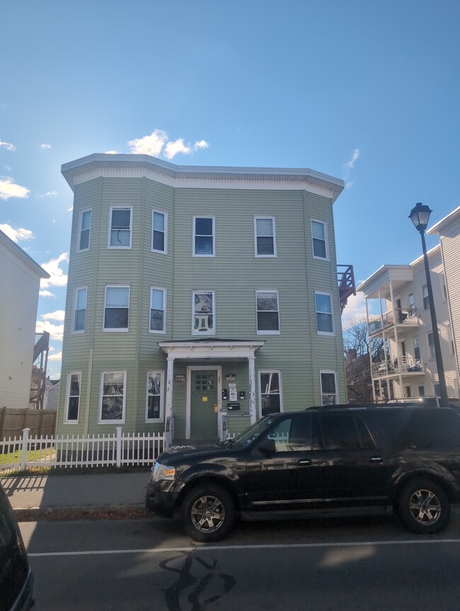 367 Spruce St, Unit Apt 1