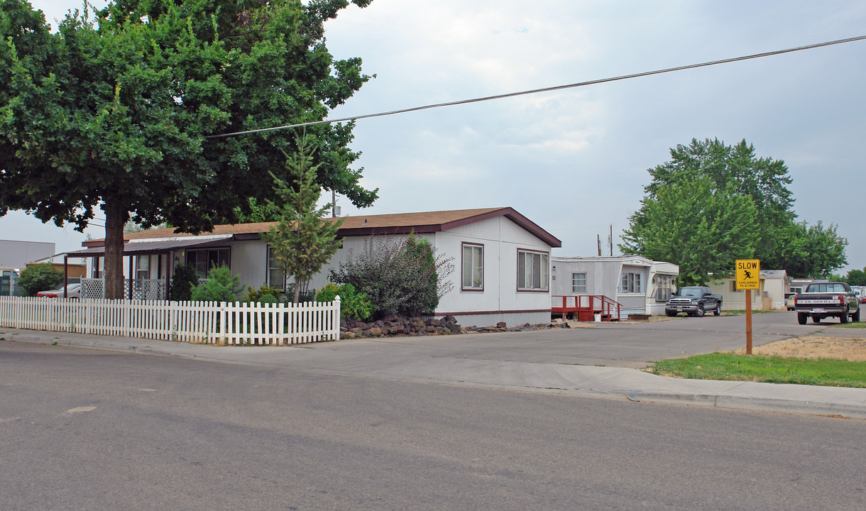 Hampton Mobile Estates in Boise, ID - Building Photo