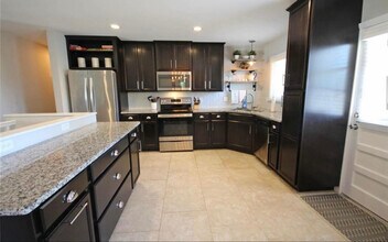 9952 E Watson Rd in St. Louis, MO - Building Photo - Building Photo