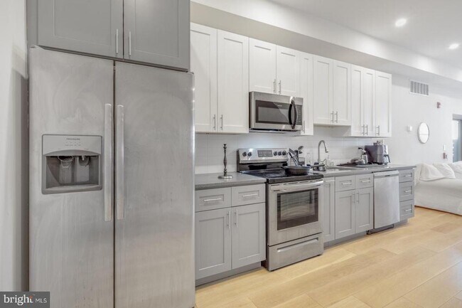 property at 1702 Point Breeze Ave