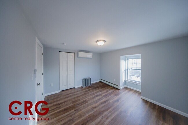 81 Alder St, Unit C