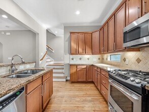 2505 Dallas St in Houston, TX - Building Photo - Building Photo