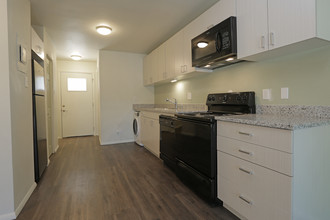 Q @ Uptown in Albuquerque, NM - Building Photo - Interior Photo