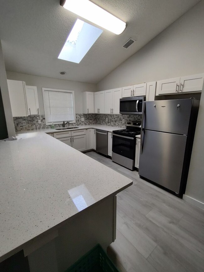 property at 32 Sawmill Forest Dr