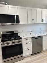 4326 1/2 Normal Ave in Los Angeles, CA - Building Photo - Building Photo