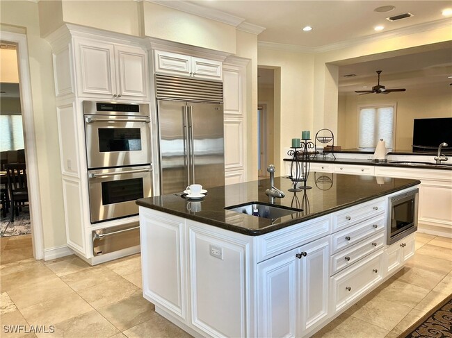 property at 175 Topanga Dr