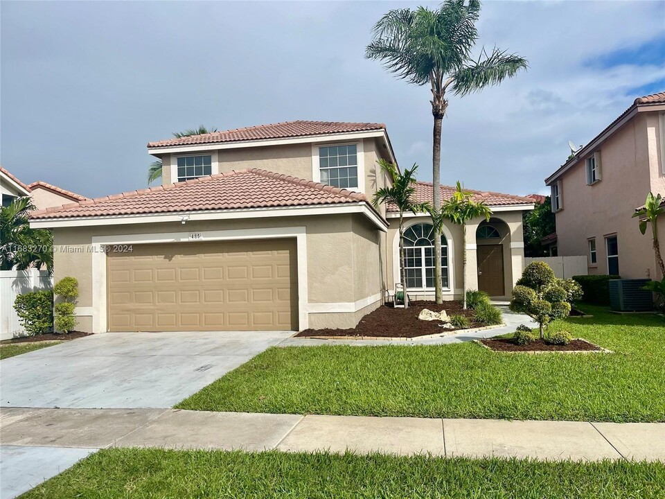 485 SW 183rd Way in Pembroke Pines, FL - Building Photo