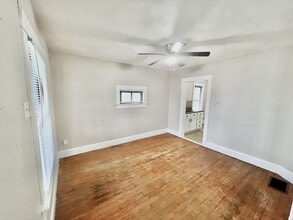 302 Railroad in Bland, MO - Building Photo - Building Photo
