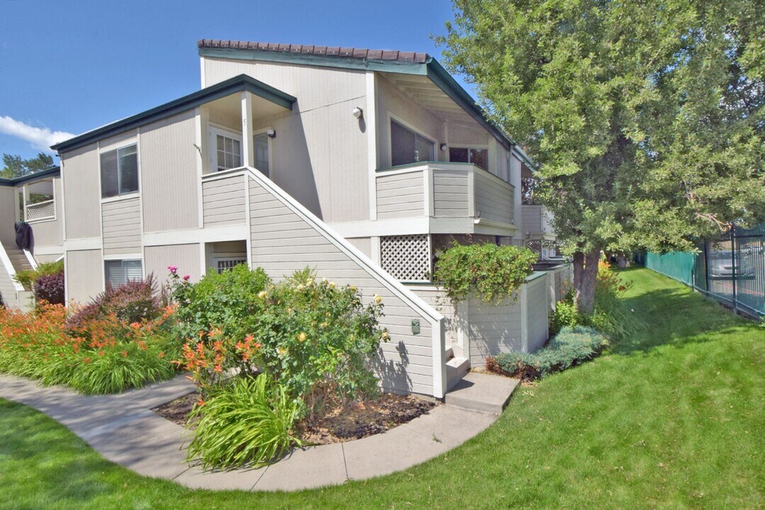 2625 Sunny Slope Dr in Sparks, NV - Building Photo