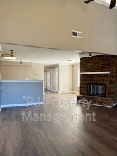 5996 Parktree Cove in Memphis, TN - Building Photo - Building Photo