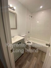 30 Cedar Ave in Sound Beach, NY - Building Photo - Building Photo