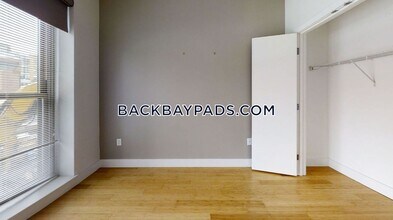 1085 Boylston St-Unit -PH02 in Boston, MA - Building Photo - Building Photo