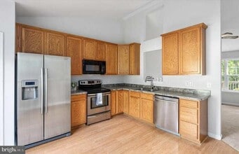 206 Cedar Ridge Dr in Ruther Glen, VA - Building Photo - Building Photo