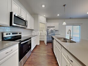 7027 Garrett Ct in Charlotte, NC - Building Photo - Building Photo