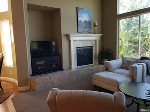 10072 Vía Ponte in Reno, NV - Building Photo - Building Photo