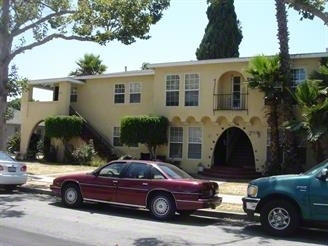 14719 S White Ave in Compton, CA - Foto de edificio - Building Photo