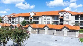 18108 Peregrines Perch Pl in Lutz, FL - Building Photo