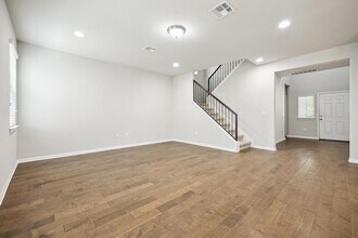 252 Santa Maria St in Georgetown, TX - Building Photo - Building Photo