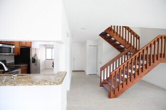 1619 Cypress Pointe Dr in Coral Springs, FL - Building Photo - Building Photo