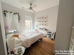 1607 Tremont St, Unit 1 in Boston, MA - Building Photo - Building Photo