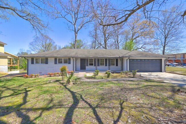 property at 469 Dogwood Dr